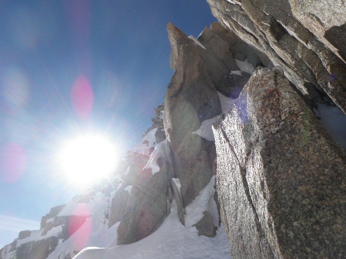 Arete des Cosmiques 29.jpg - Le rocher en devient chaleureux